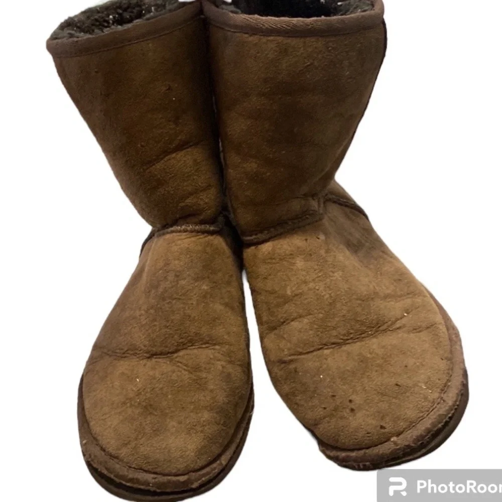 UGG Women's Classic Short Winter Boots Brown Women’s 6